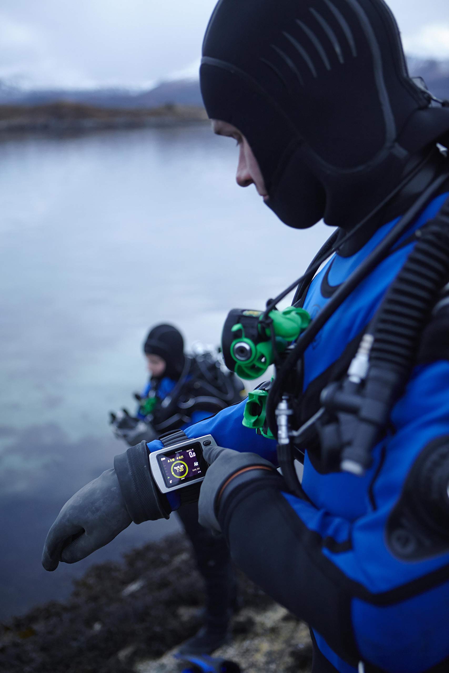 Amazon | スントイオン・スティール(SUUNTO EON STEEL) ダイブ