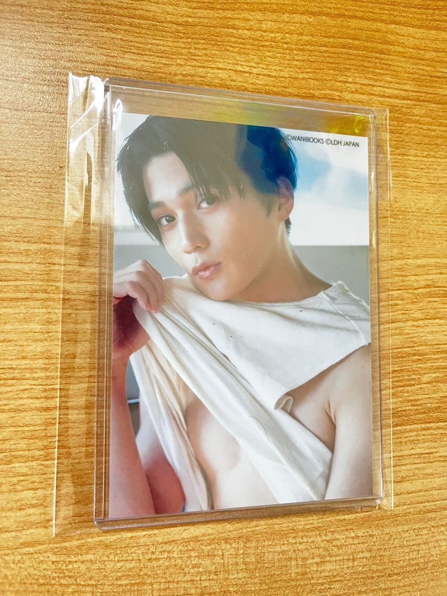 Amazon.co.jp: 八木勇征 CONTACT 1st 写真集 完売 特典 商品 HMV