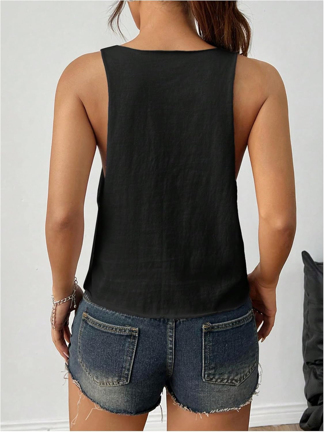 SweatyRocks Women's Tank Tops V Neck Sleeveless Casual Summer Loose Crop Cami Tops - Image 2