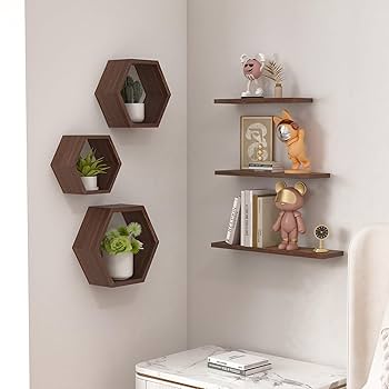 Amazon｜木製六角形フローティングシェルフ 壁取り付け、松の六