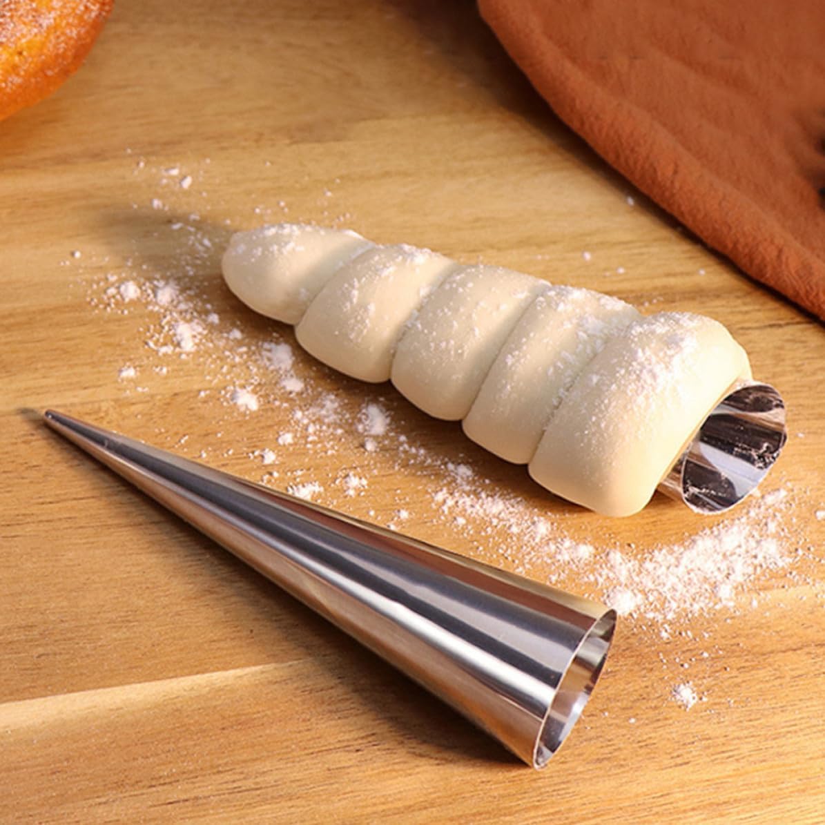 Stainless Steel Cream Horn Molds 10pcs Xmas Cone Tubular Bakeware Set