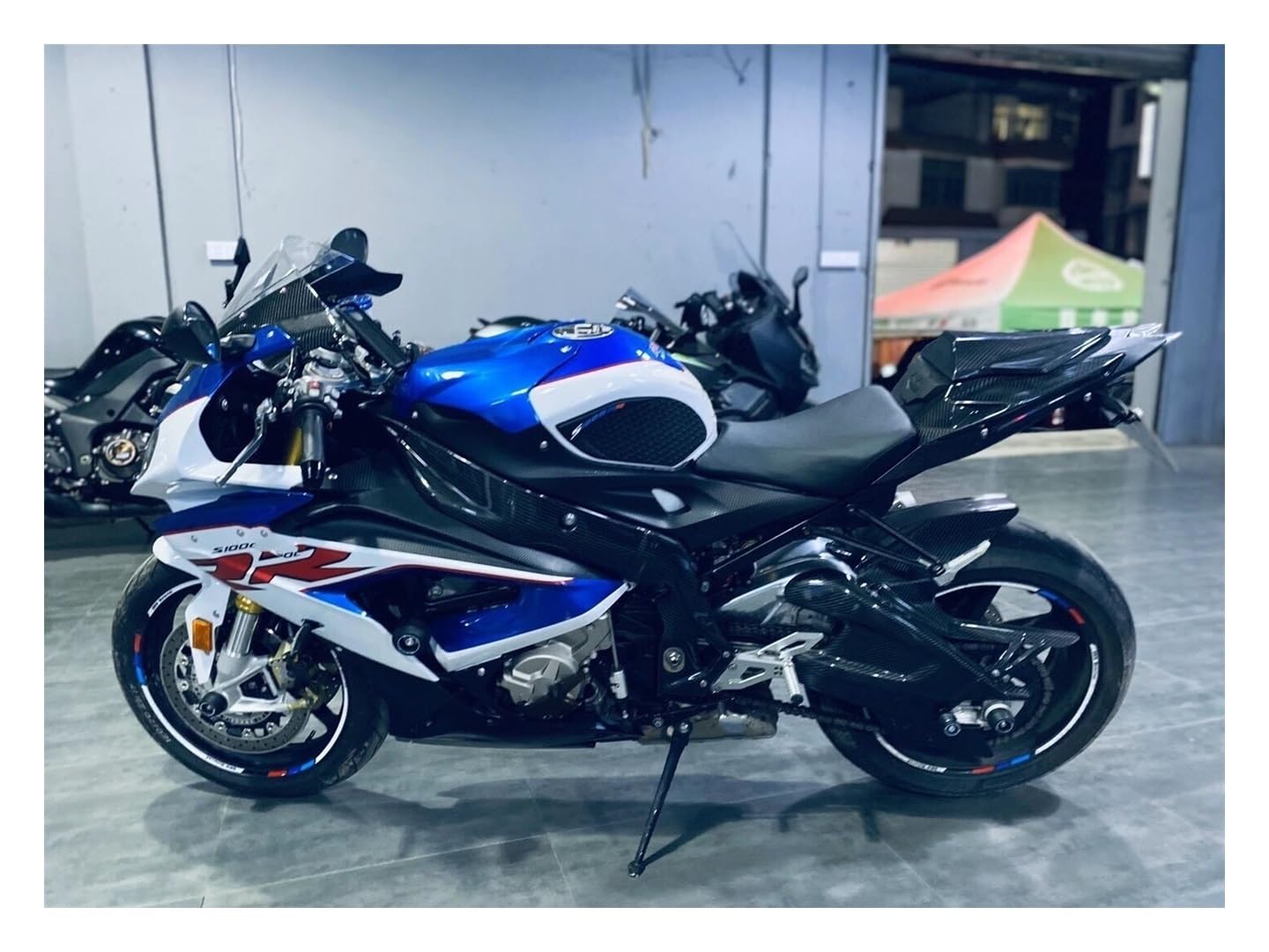 Protezione Paraserbatoio Moto Rilievo Del Carro Armato Della Protezione Adesivo Gas Ginocchio Grip Serbatoio Trazione Pad 3D per BM&W S1000RR S1000R HP4 RR 2009-2016 2017 2018