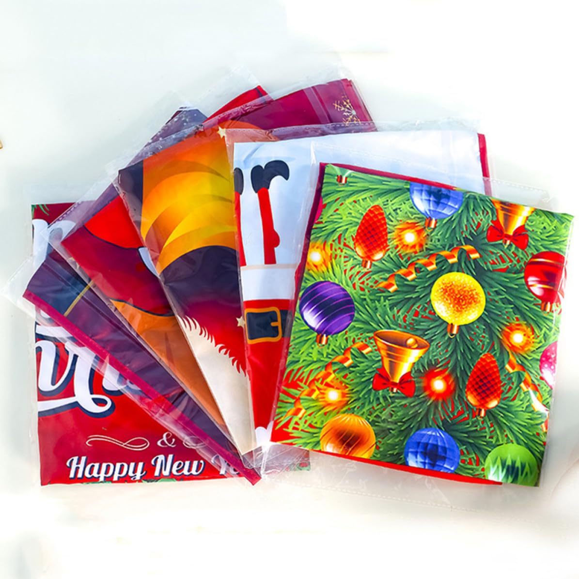 Amosfun 10 Unidades Delantal Navideño Rojo de Tela para Cocina Correas Ajustables, Diseño Clásico de Navidad, Lavable a Máquina, Adecuado para Fiestas Temáticas Navideñas