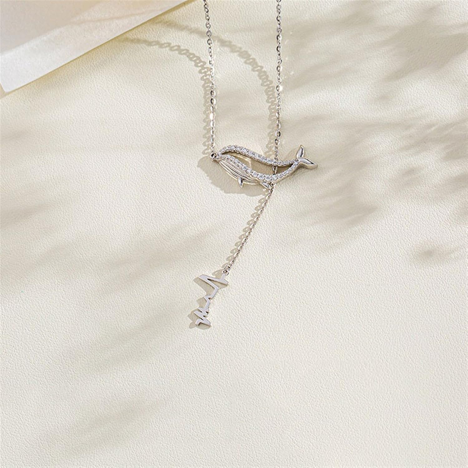 Necklace Jewelry Creative Whale Shape Necklace Pendant Necklace New Asymmetric Design Charming Woman Necklace Collar Chain Necklace