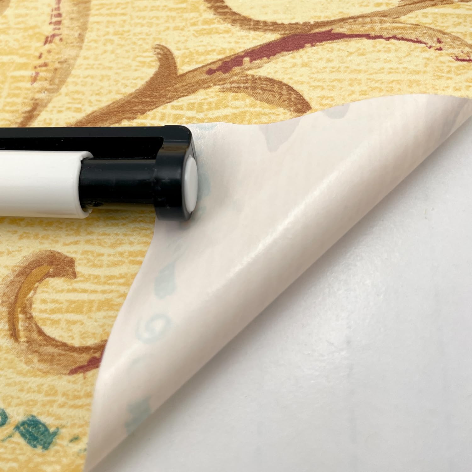 32.8 Feet Wallpaper Border Roll Leaf Peel and Stick Wall Decor Paper Sheet Bathroom Skirting Line Tiles Kitchen Sink Sticker