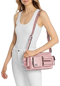 Michael Kors Dakota Medium Pocket Shoulder Bag