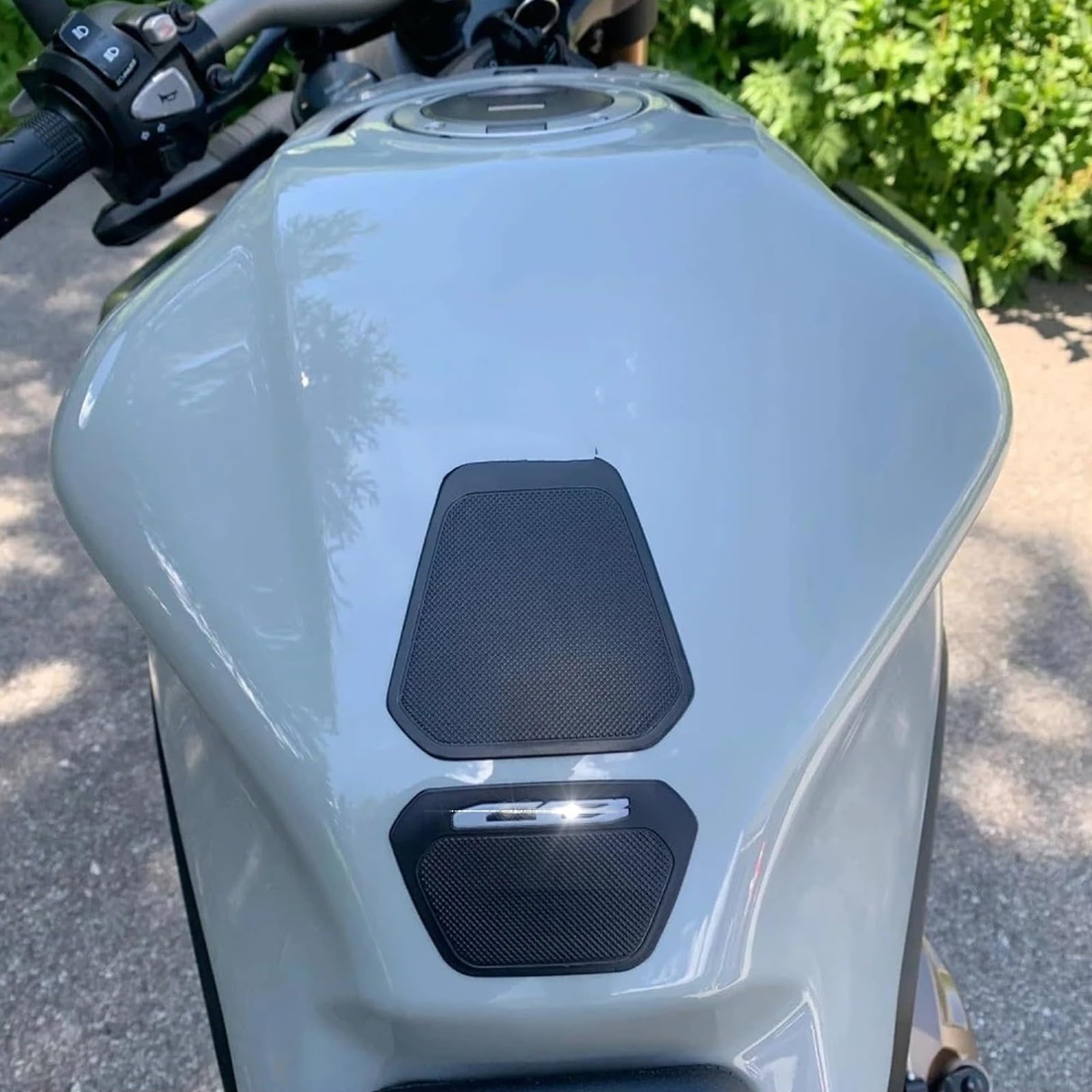 Lot 1 Paire Autocollants Protection Réservoir Moto Caoutchouc Antidérapant – Grip Genou Universel – Protection Peinture Anti-Rayures