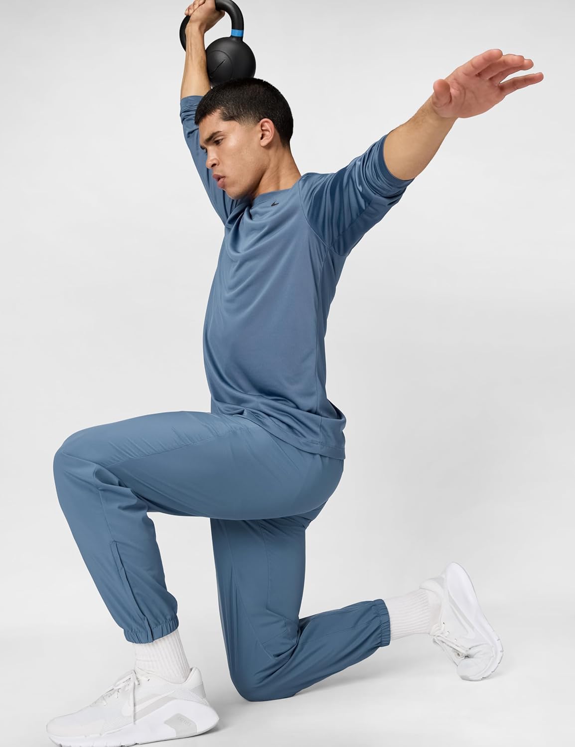Nike Men's Form Dri-FIT Tapered Versatile Pants