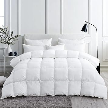Luxurious White Solid Medium Weight Comforter