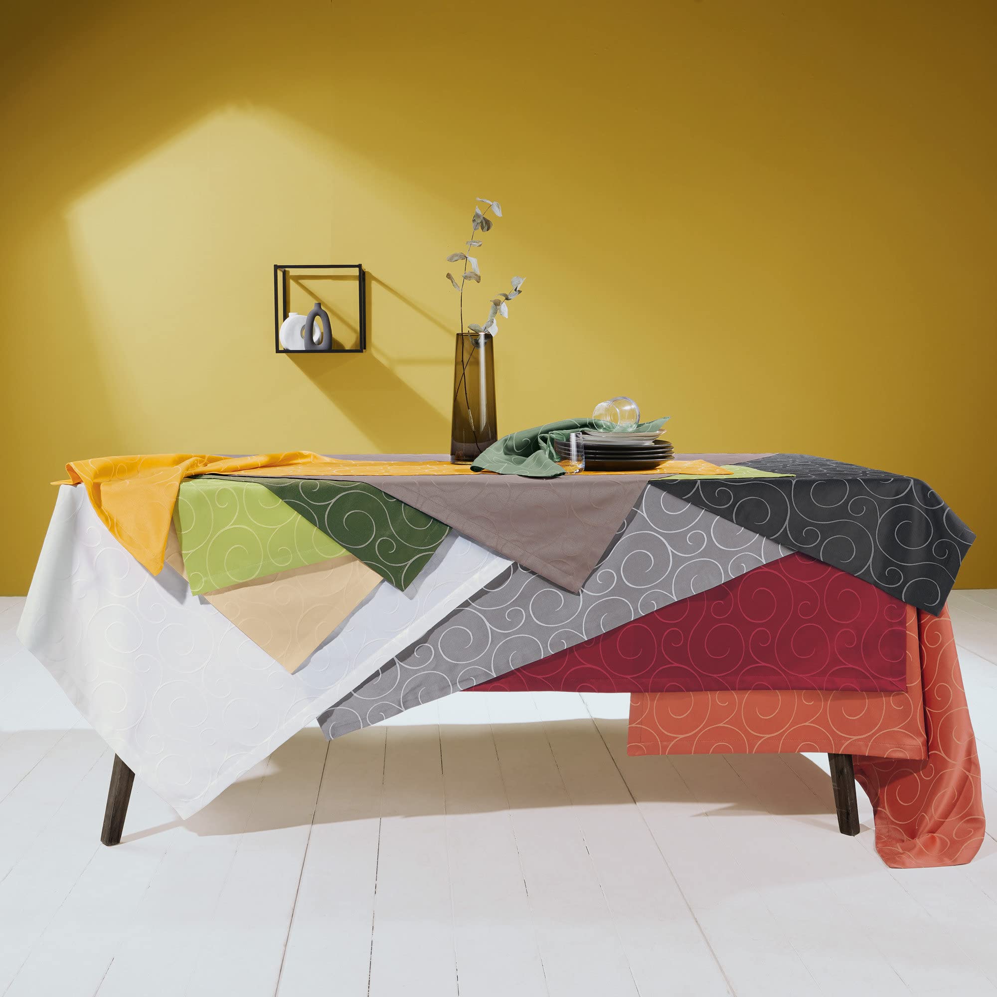 Erwin Müller Tischdecke, Tischwäsche Oberhausen, Jacquard Ranken weiß Größe 150x350 cm - pflegeleicht, bügelleicht, eckige Decken mit Kuvertsaum
