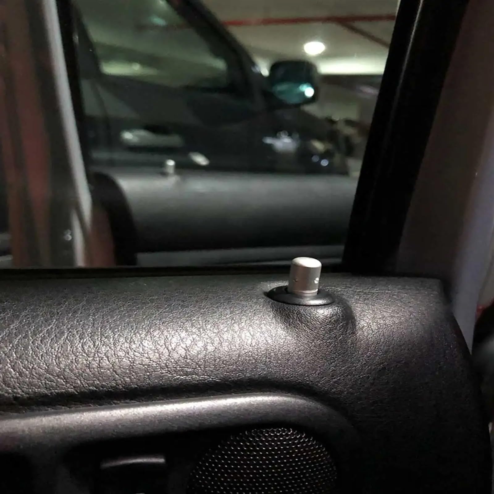 Perno Serratura Portiera Compatibile con Beetle per Passat B5 Manopole Serratura Portiera Auto Serrature Serratura Portiera Auto Coperture Serratura Portiera Bulloni Sollevamento Portiera