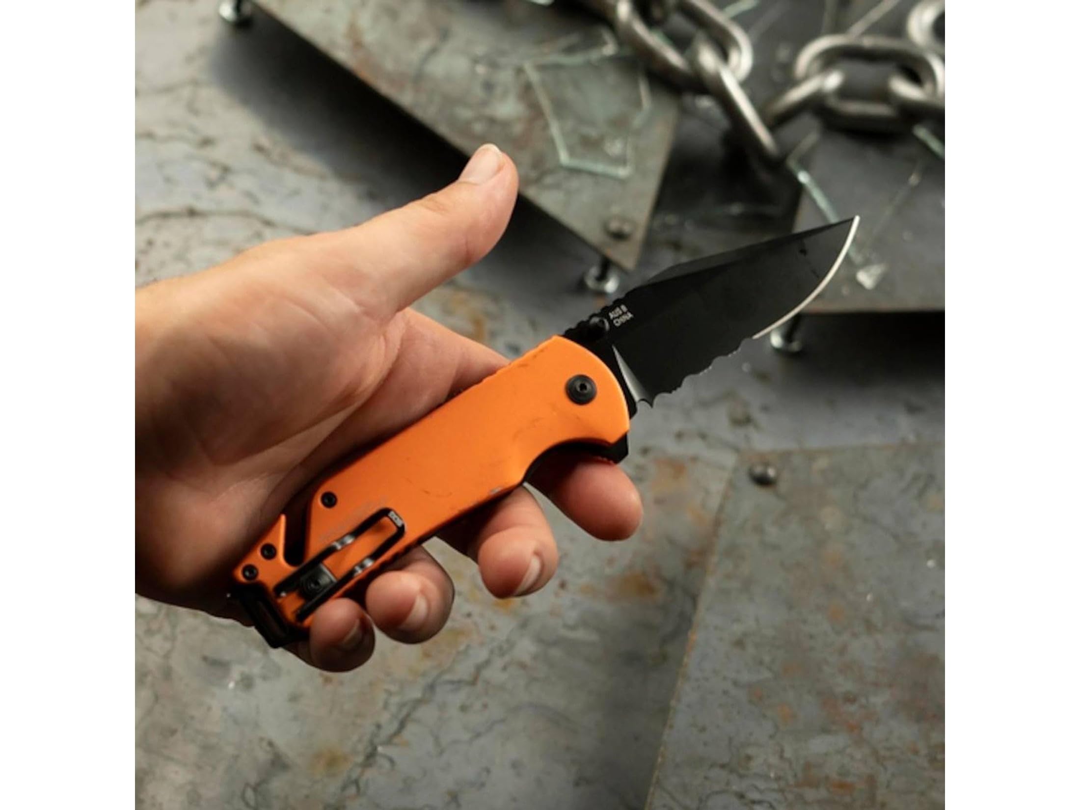 ⚠️ SOG Amazon.com: SOG Escape ATK 2.0 - Hi-Viz Orange : Everything Else