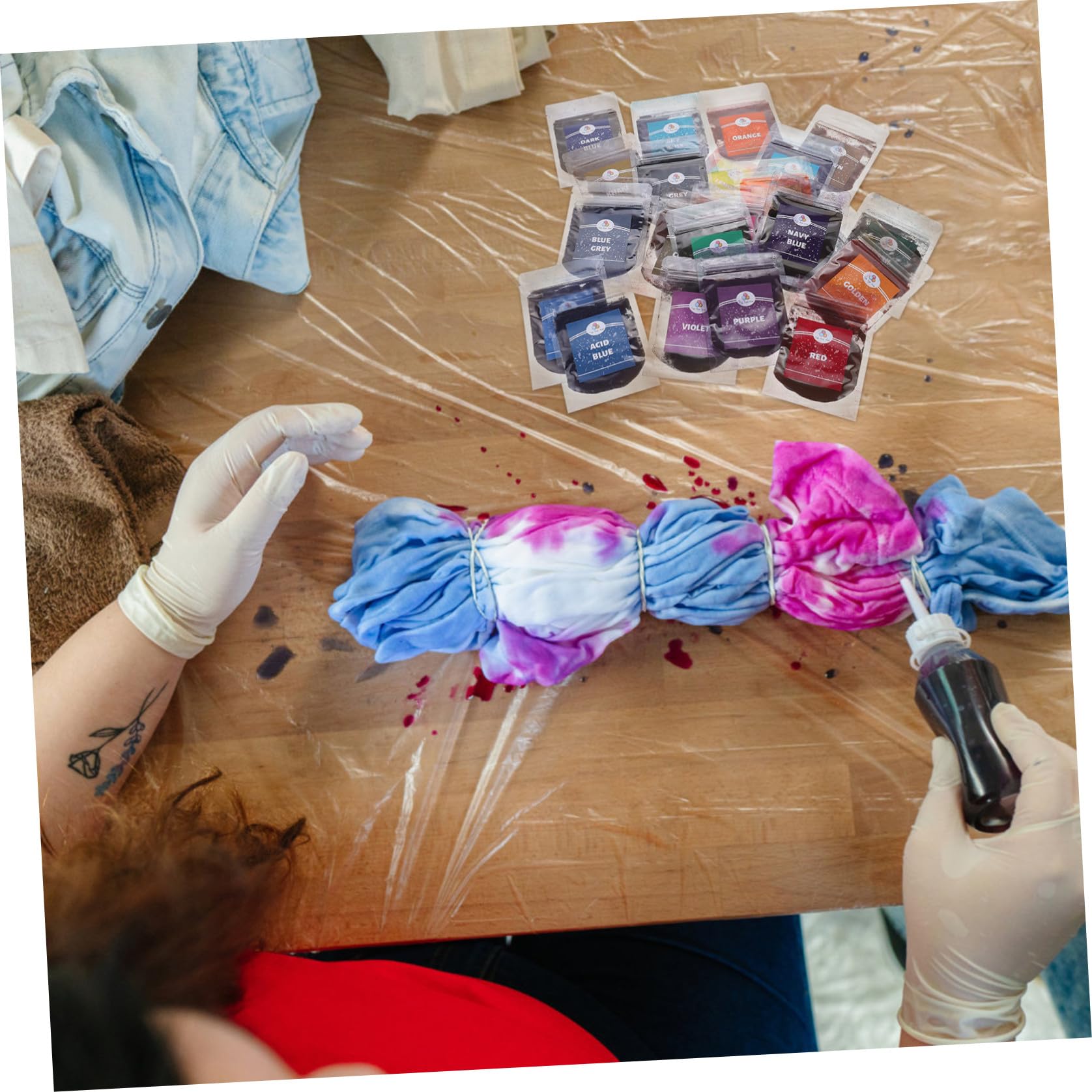 Set di Pigmenti in Polvere per Tie Dye 24 Colori, Colorante Sintetico per Tessuti come Gonne -shirt, per Artigianato e Progetti DIY Creativi