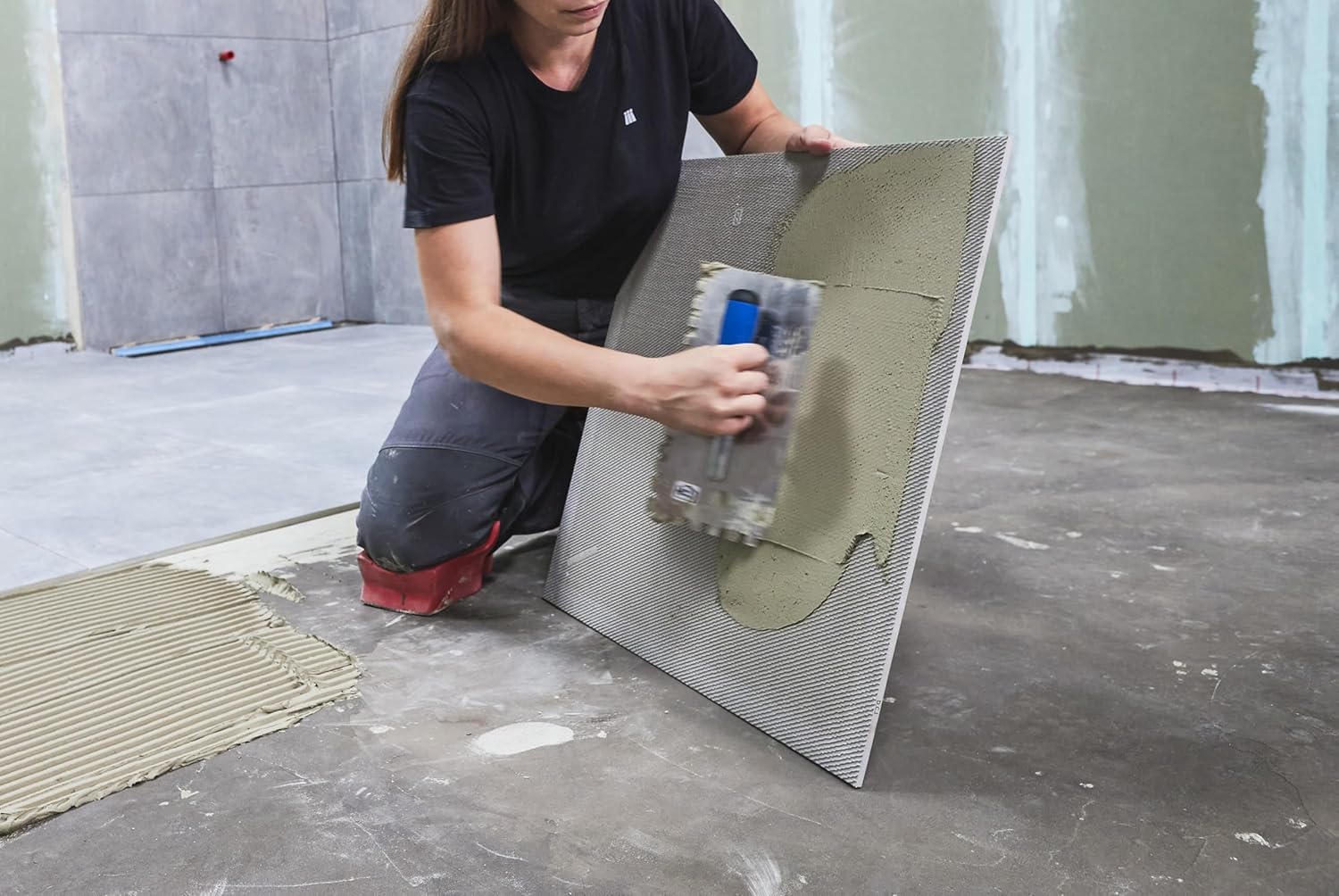 Monoflex - mineralischer & flexibler Fliesenkleber, hohe Ergiebigkeit, geeignet für beheizte & unbeheizte Untergründe, Wand, Boden, Innen- & Außenbereich – 20 kg