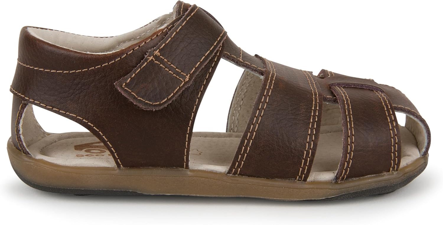 See Kai Run Jude IV - Classic Fisherman Style Leather Sandal for Boys.