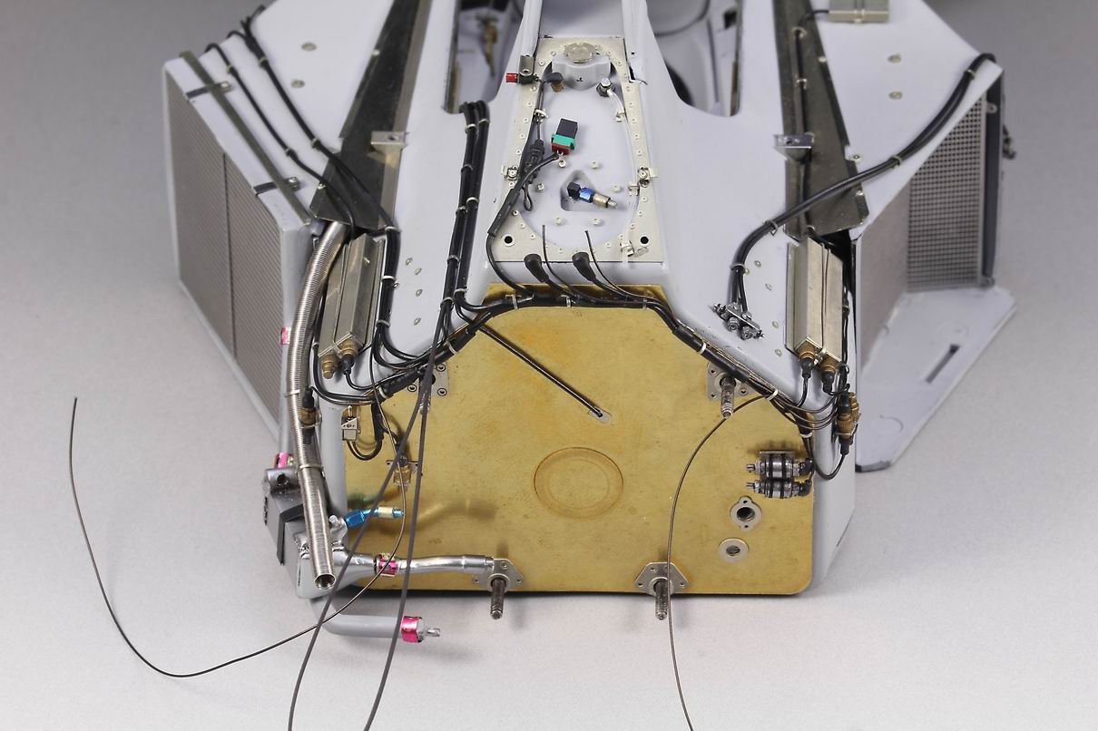 Top Studio 1/12 Mclaren Mp4/6 Radiator Ecu Super Detail-Up Set | eBay