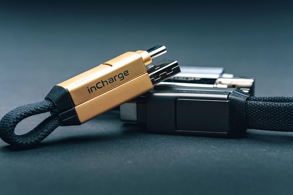 人気品！ in Chage インチャージ 6 Max USB A B C 黒 人気品！ in Chage インチャージ 6 Max USB A B C 黒 人気品