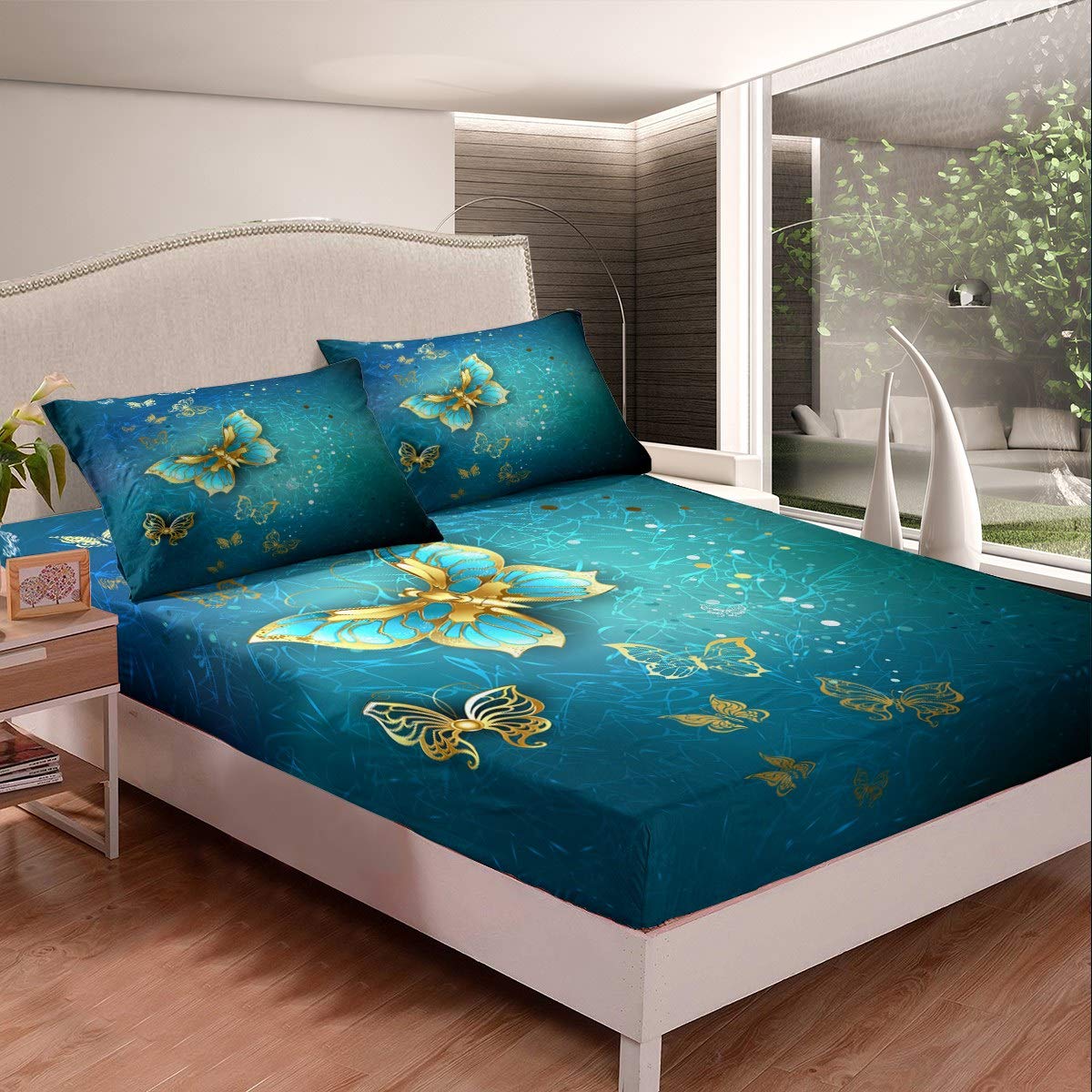 Housse de lit papillons bleus marbrés pour redonner vie à une chambre simple avec élégance