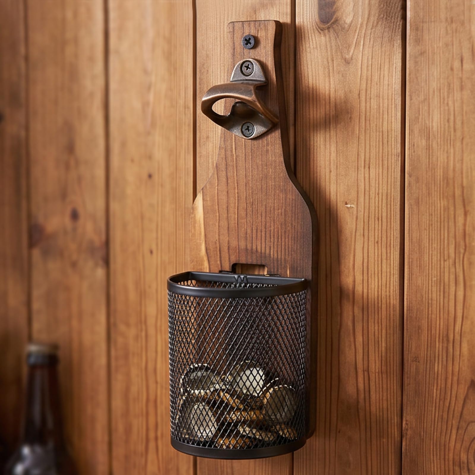 Abridor de botellas de madera vintage montado en la pared con colector de tapas