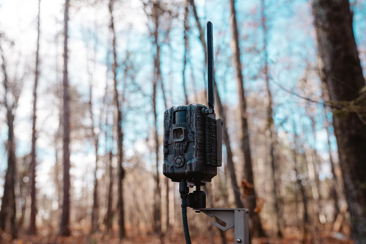 Stealth Cam Fusion Max 2.0 Cellular Trail Camera with SOLPAK 3,000 mAh