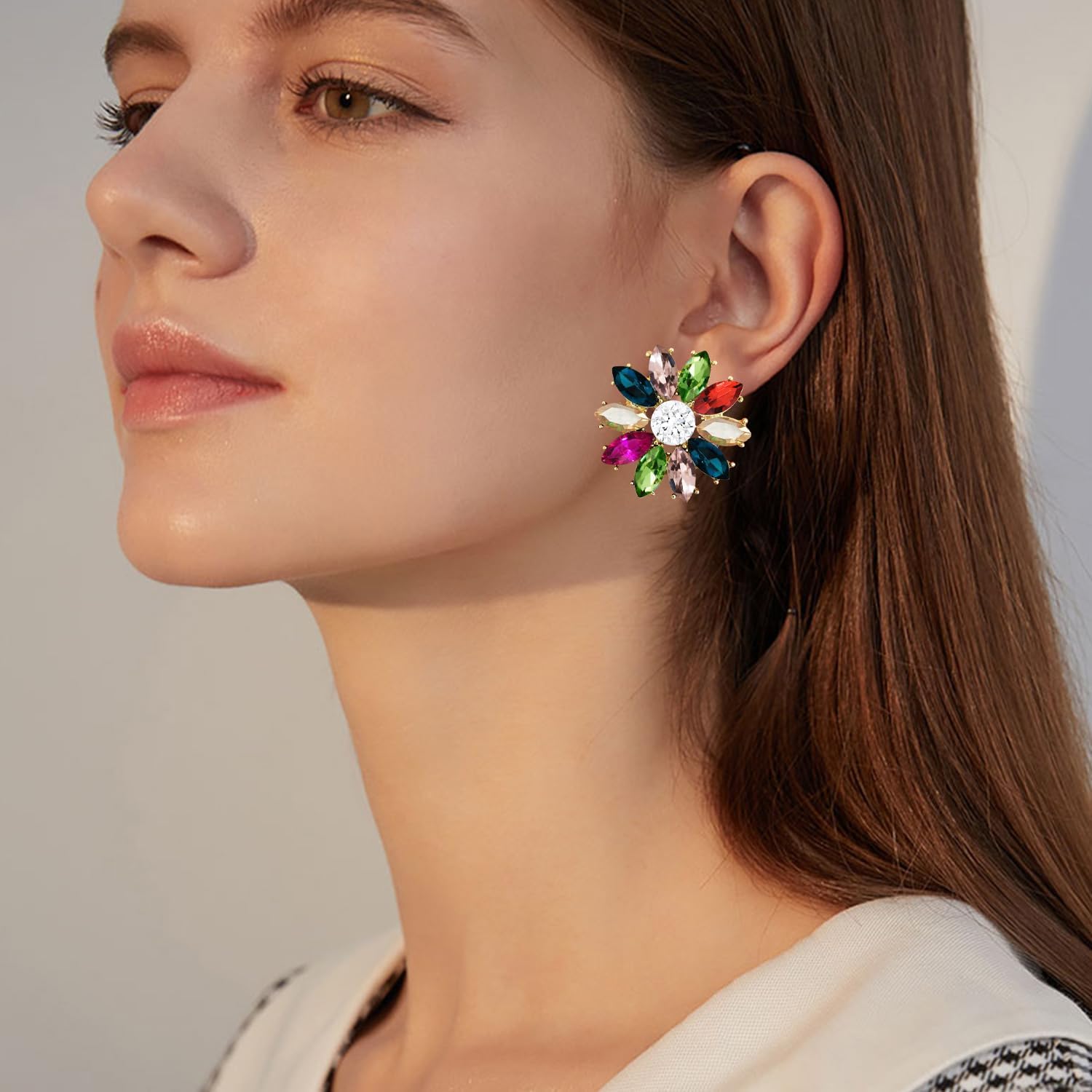 Unique Large Sparkly Crystal Rhinestone Snowflake Studs Daisy Floral Cluster Stud Earrings Charm Simulated Flower Cluster Alloy Stud Earrings Bride Clothing Jewelry Bride Birthday Holiday Gift for Women