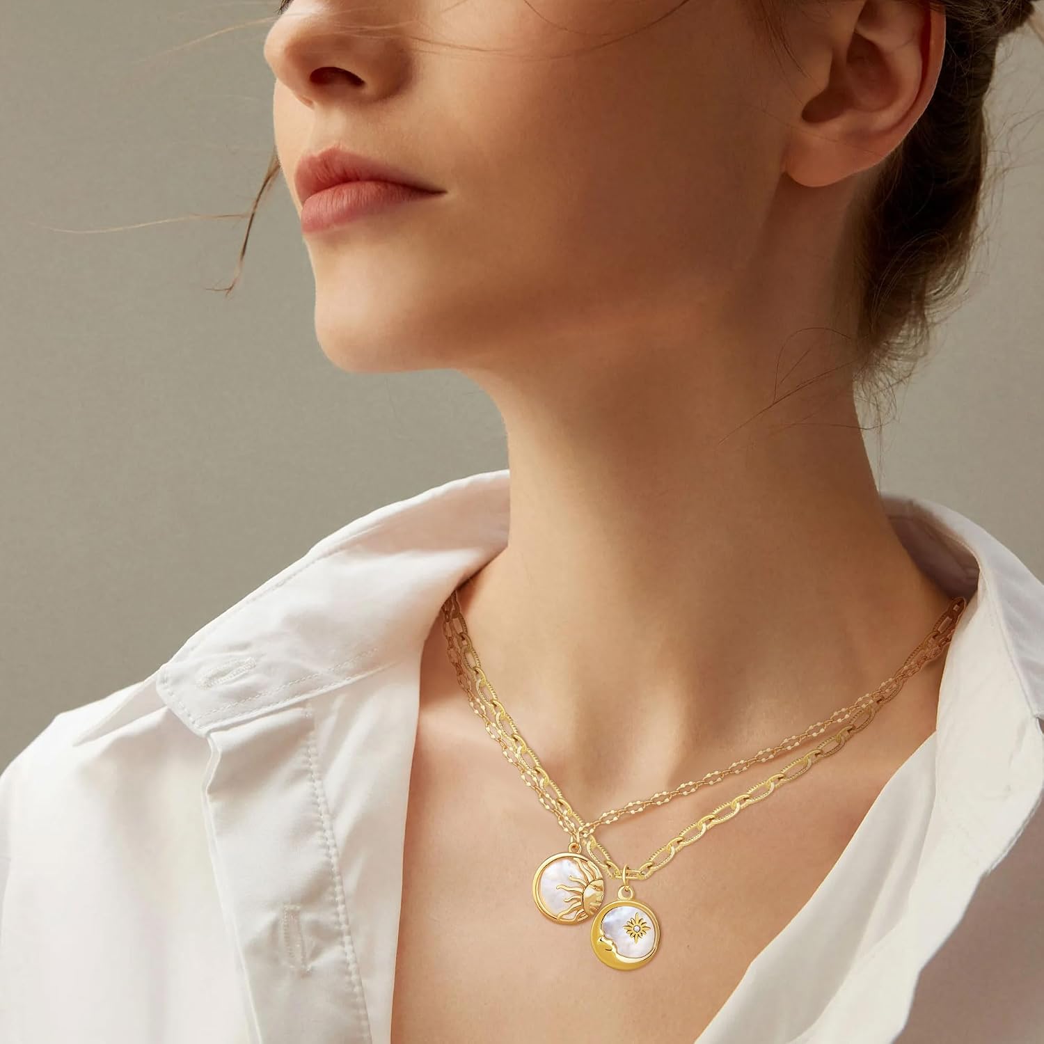 Sun and Moon Mother of Pearl Coin Matching Necklace for Couples Best Friend, Dainty Gold Paperclip Chain Disc Necklaces for Women Trendy, Celestial Tarot Jewelry Gifts