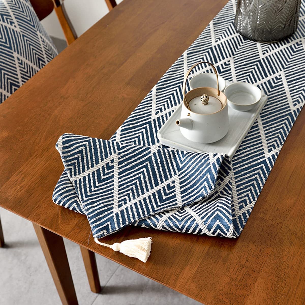 Camino de mesa rústico bohemio con borlas, mantel de granja a rayas para bodas, fiestas, cocina, decoración de mesa de comedor, 12 x 102 pulgadas