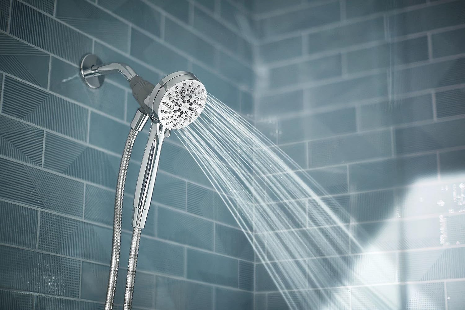 Moen 26100 Engage Magnetix 3.5-Inch Six-Function Handheld Showerhead with Magnetic Docking System, Chrome