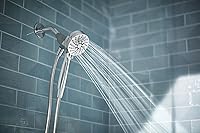 Vista 25 de Moen Engage Magnetix Matte Black 3.5-Inch Six-Function Detachable Handheld Showerhead with Magnetic Docking System, 26100BL