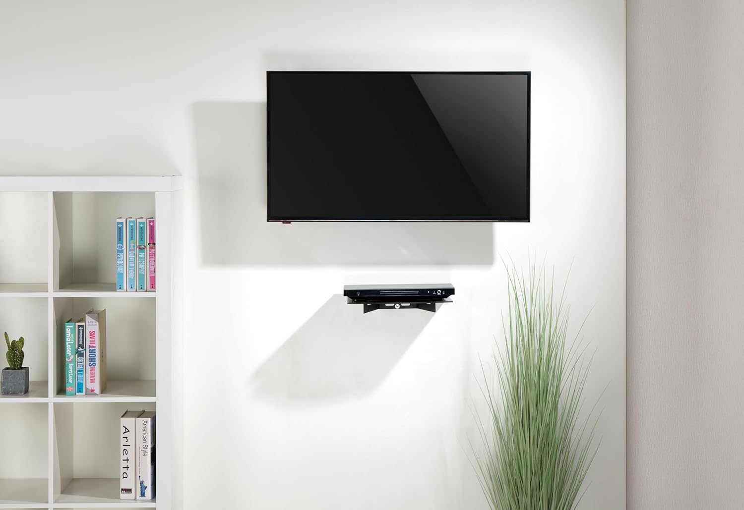 Mount Plus DV202 Single Strengthened Tempered Shelf Wall Mount for Compact DVD Player, Compact Blu-ray, Cable Boxes, Games Consoles, TV Accessories