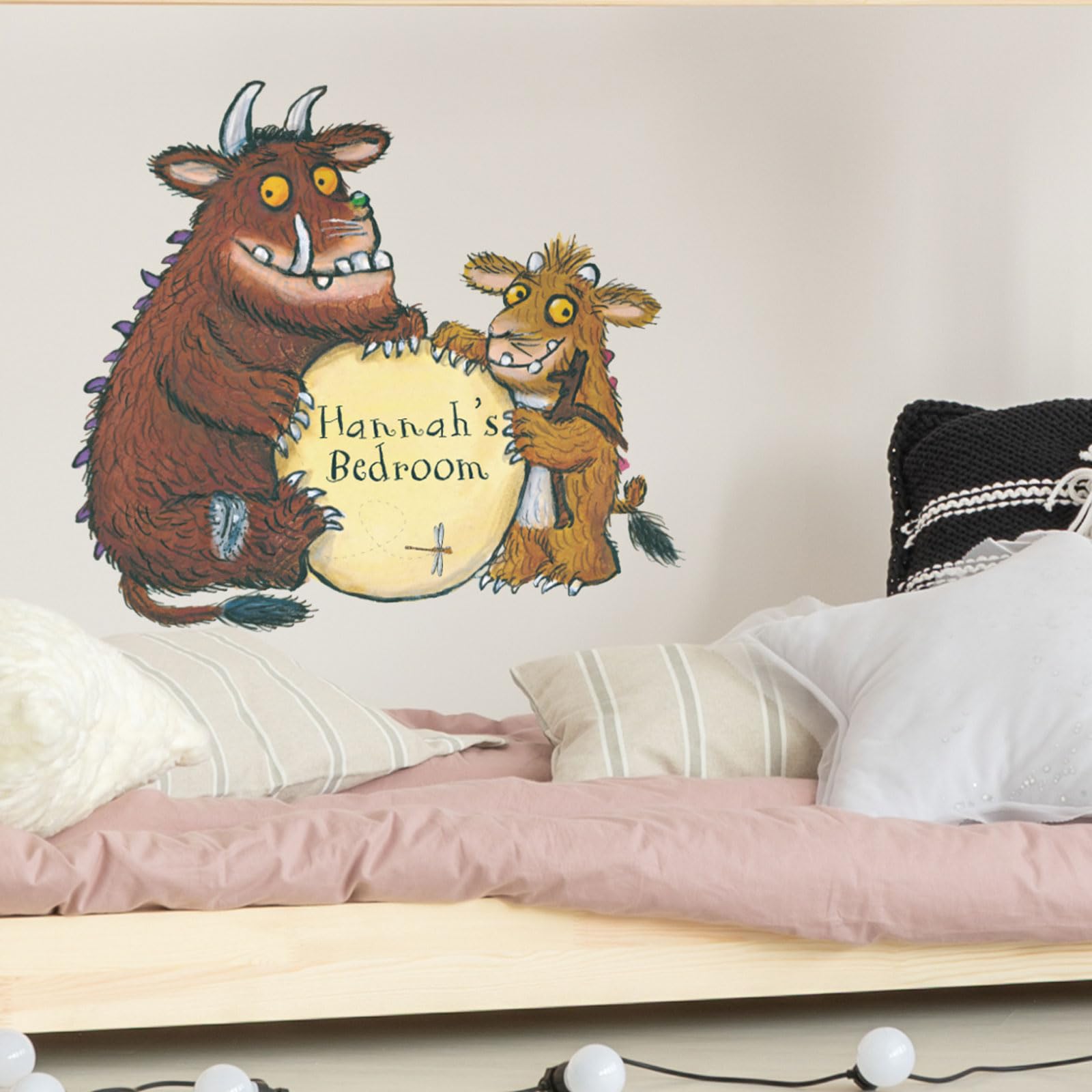 Stickerscape Personalised Gruffalo's Child Personalised Gruffalo’s Child Wall Sticker – Gruffalo & Friends Wall Decals, Kids Bedroom Decor, Easy To Apply & Removable