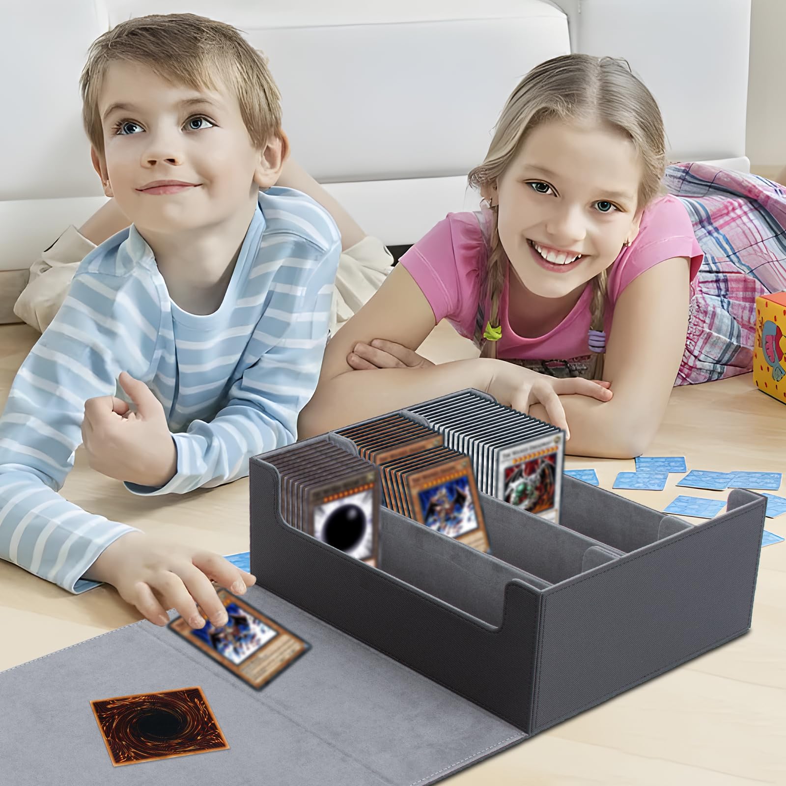 ECOSEAO Boîte à Cartes Pour MTG, Boîte de Rangement Cartes Magnétique, Magnetic Deck Box en Cuir pour Plus de 1800 Cartes, Boîte de Rangement pour Carte à Collectionner pour TCG Carte(Noir-gris)