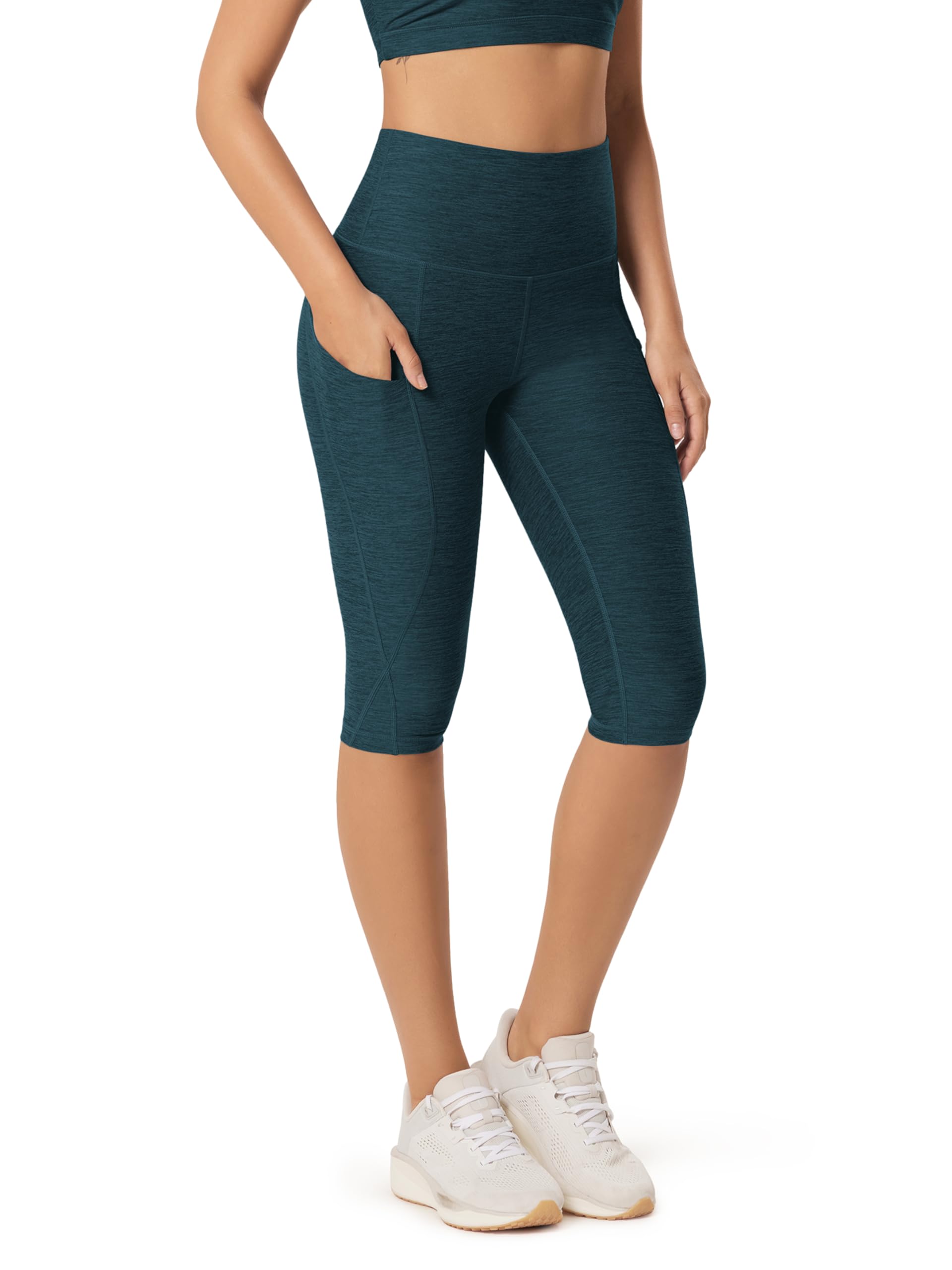 ODODOS Women's High Waisted Yoga Capris with Pockets, Tummy Control Non See Through Workout Athletic Running Capri Leggings