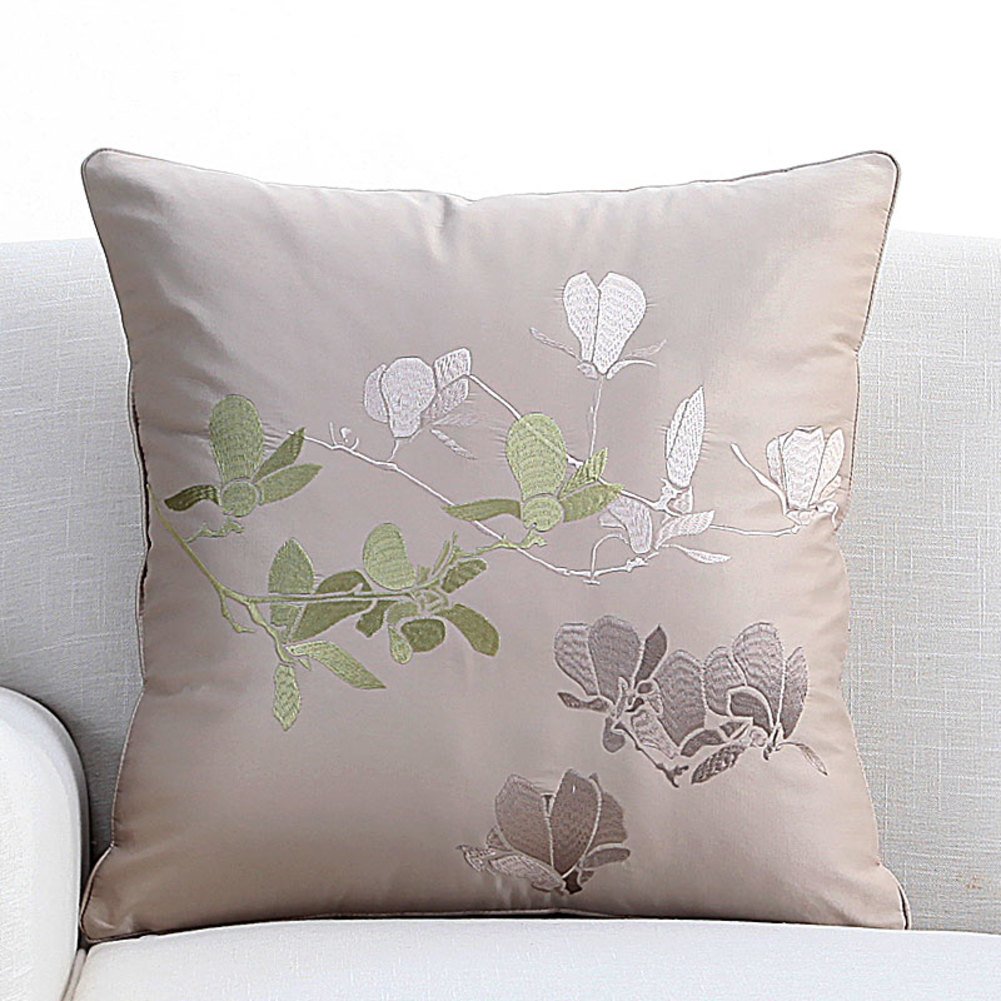 Oreiller en soie de magnolia brodé fleur de style élégant pour grand confort de canapé salon