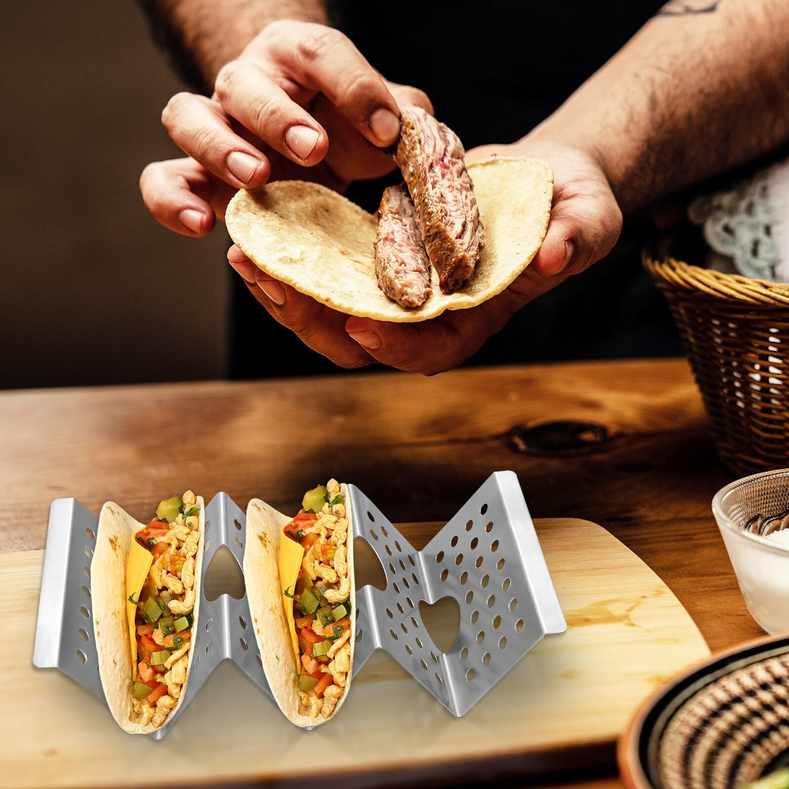 VALICLUD 8 Piezas Soporte de Tacos de Acero Inoxidable Resistente para Tortillas y Burritos de Decorativas para Reuniones Familiares Restaurantes y Fiestas Diseño con Orificios para