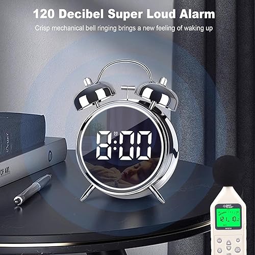 Miniatura 8 de Reloj despertador digital pequeño, reloj despertador electrónico LED de doble campana de 4.5 pulgadas, con enchufe o funciona con pilas, reloj de