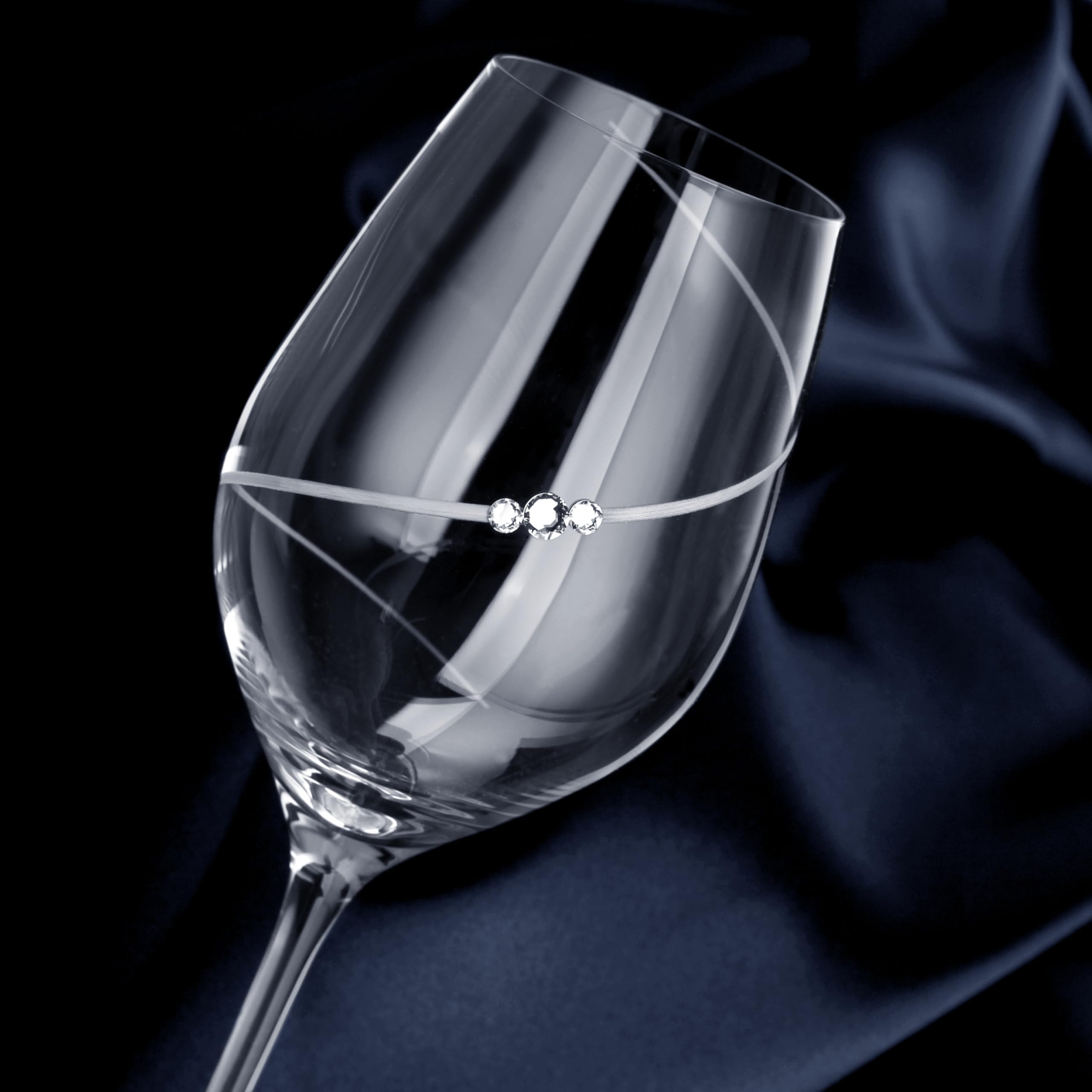Siluette - Copas de vino blanco con diseño moderno de espirales satinadas con cristales premium, juego de copas de vino hechas a mano, elegante juego de vasos con paquete de regalo, 2 unidades