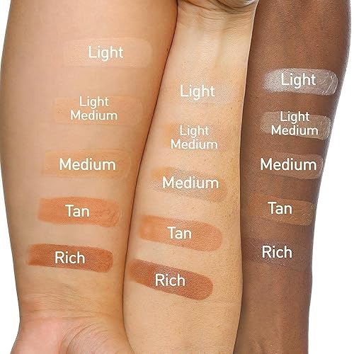 Miniatura 5 de LIQUE Active Don't Sweat It Light Coverage BB Cream Stick, revitaliza e ilumina la piel mientras suaviza las líneas finas y reduce el