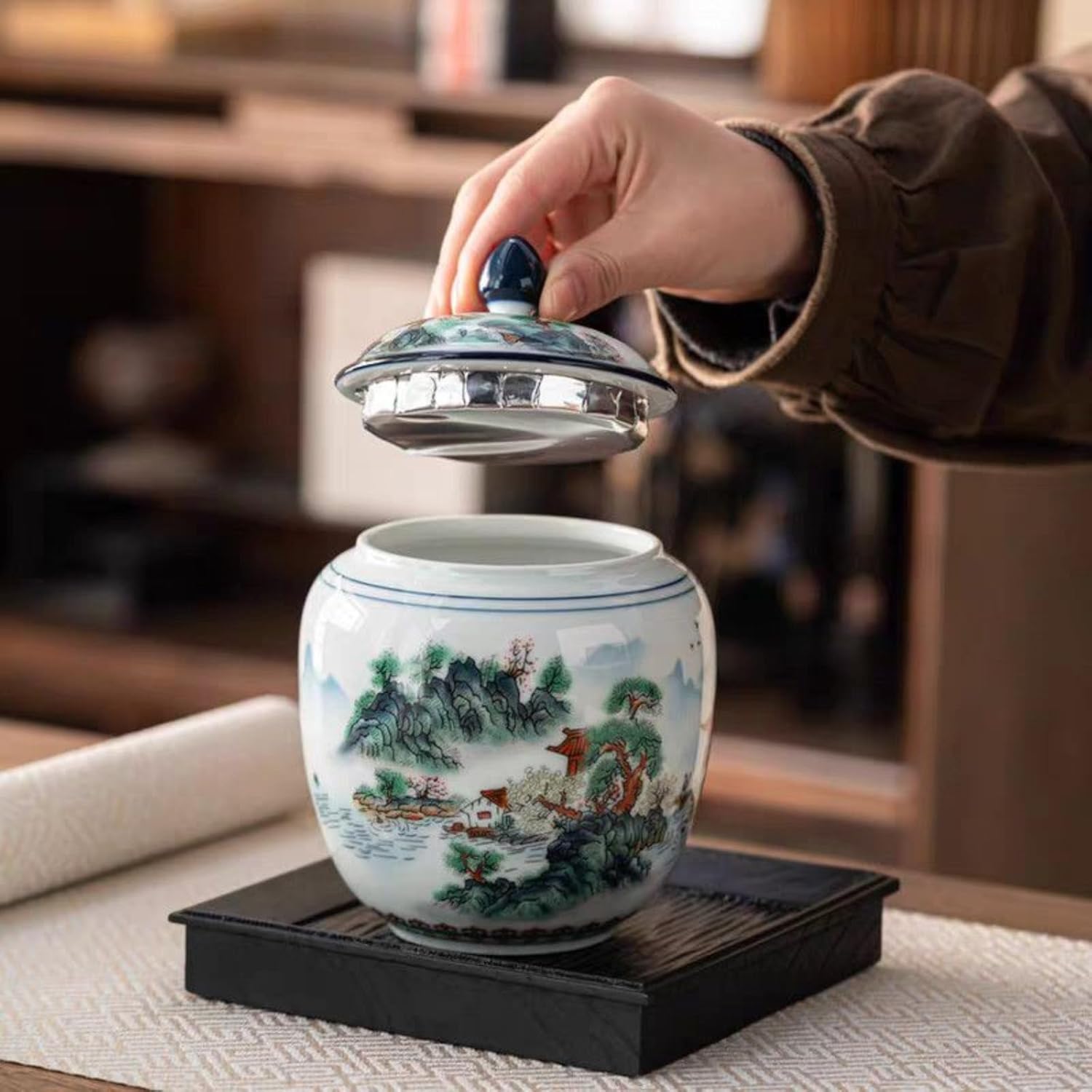 Blue and White Porcelain Tea Caddy, 240ml, Ceramics Sealed Household Storage Tank