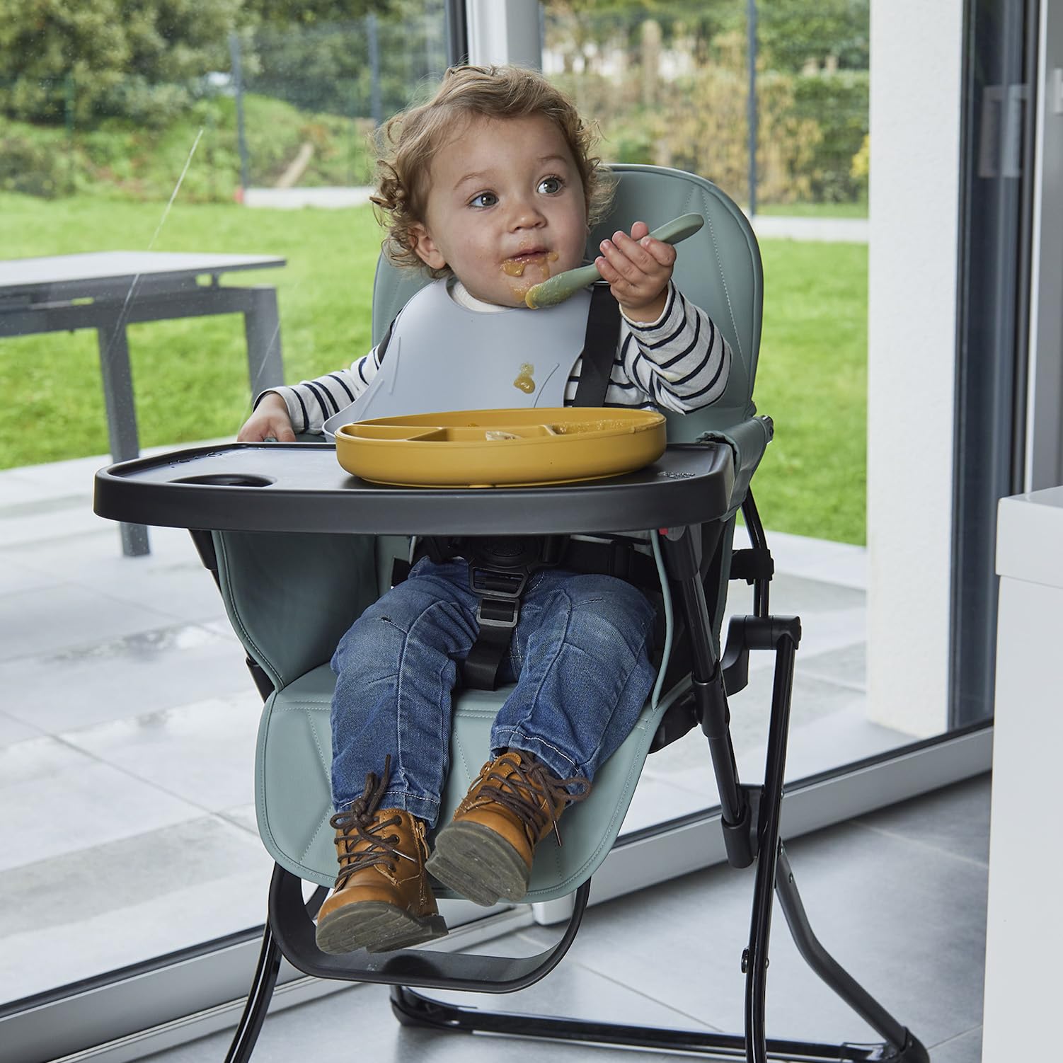 THERMOBABY - HANDY | Seggiolone pieghevole e portatile per bebè | Da 6 mesi a 3 anni | Fino a 15 kg | Cuscino lavabile | Vassoio amovibile e cintura di sicurezza | Leggero e compatto