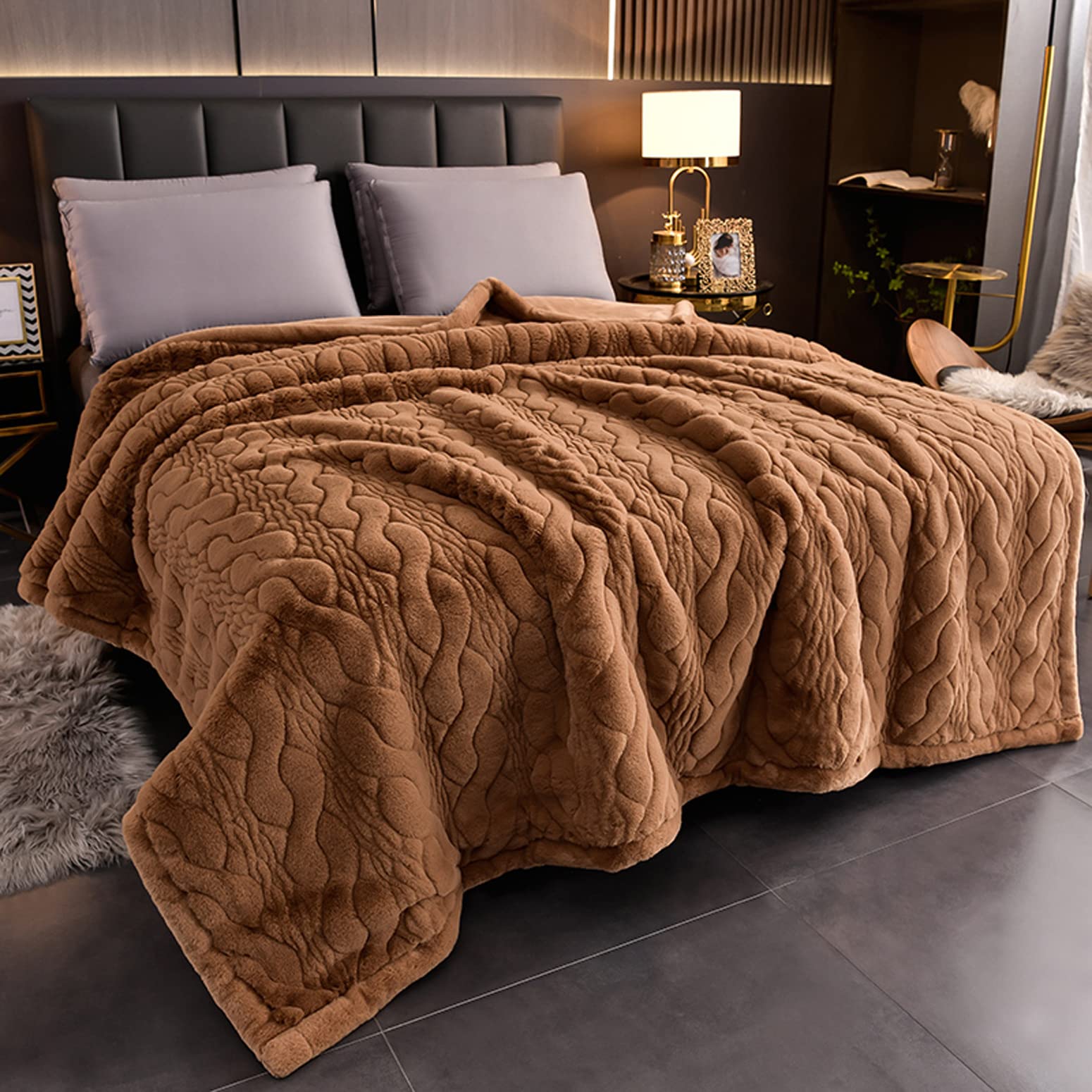 LGYKUMEG Korean Mink Blanket 2 Ply, Heavy Mink Fleece Blanket79 X 91"- 12 Lbs,Warm Winter Blankets,Reversible Super Soft Fuzzy Warm Microfiber Thermal Blanket for Autumn Winter,D,200 * 230cm