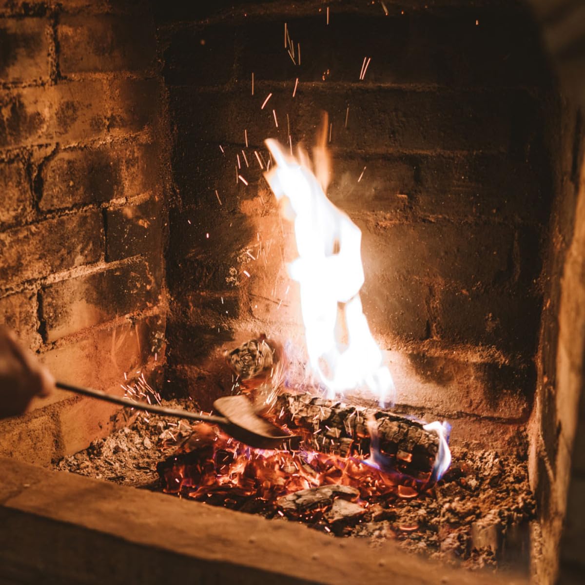 Kohleschaufel 2 Stück aus Eisen und Holz für Asche im Garten und Zuhause