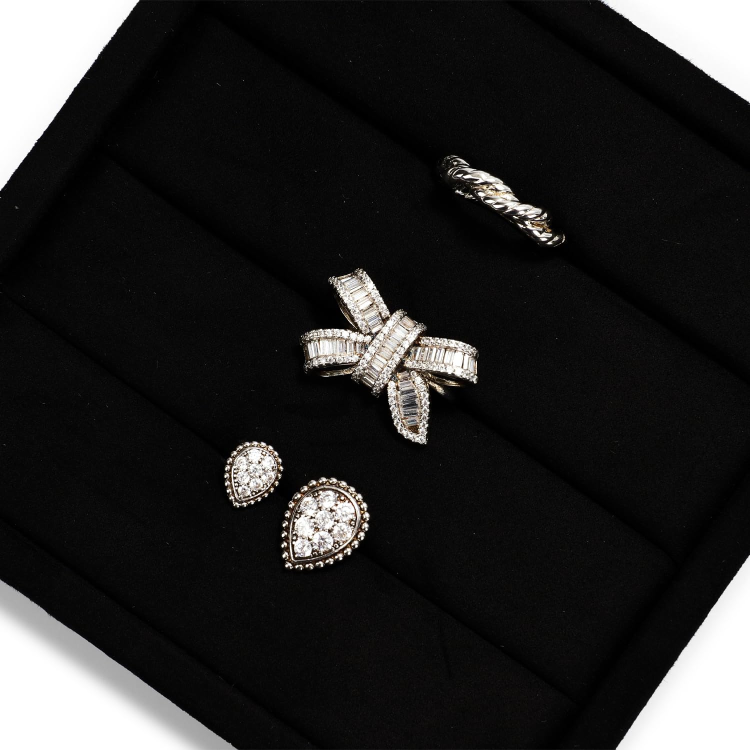 Oirlv Samt Ringständer Organizer - Für Ringe & Ohrstecker