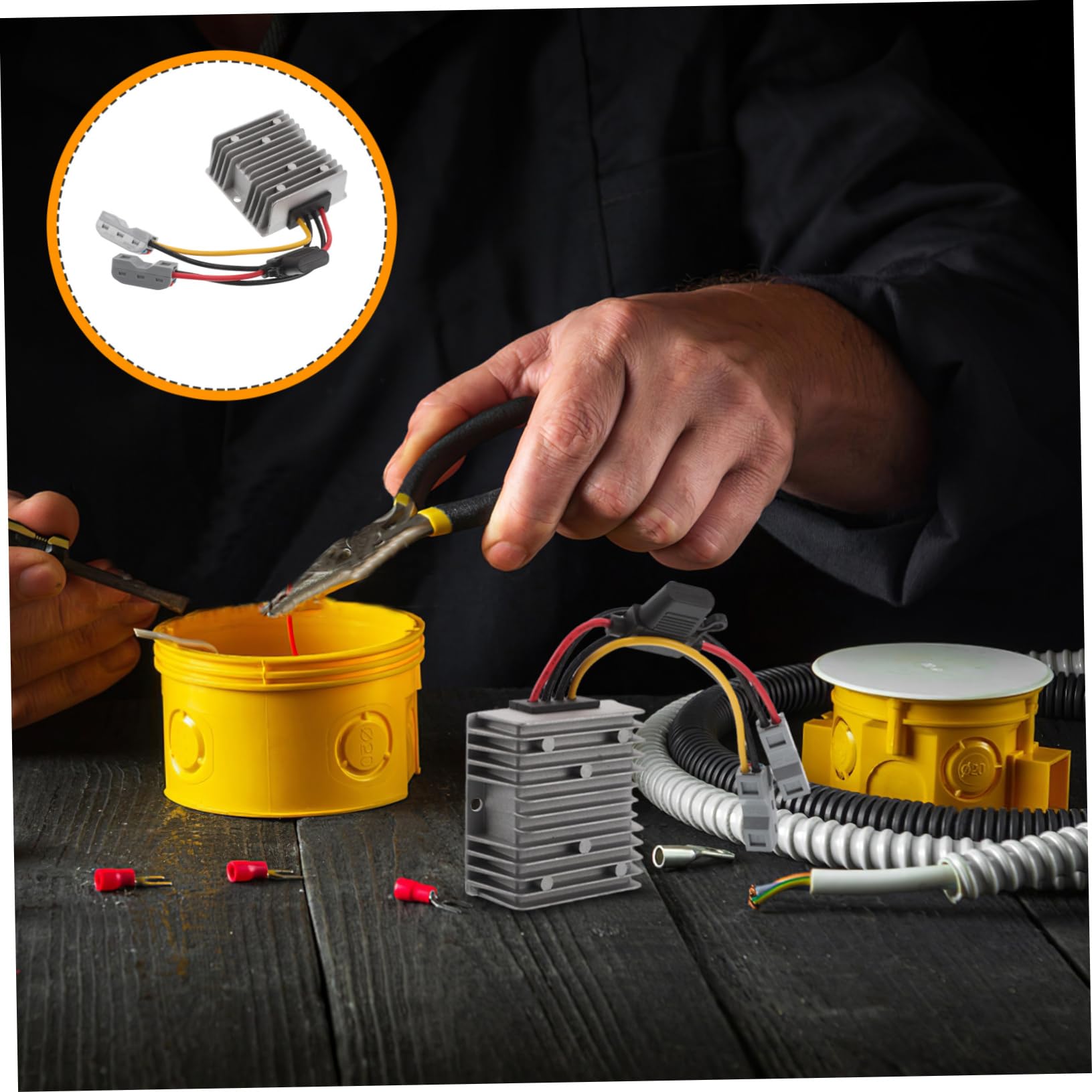 Beavorty Trasformatore Step-down Con Fusibile e Terminali Convertitore Tensione Ad Efficienza Per Dispositivi Elettronici e Veicoli