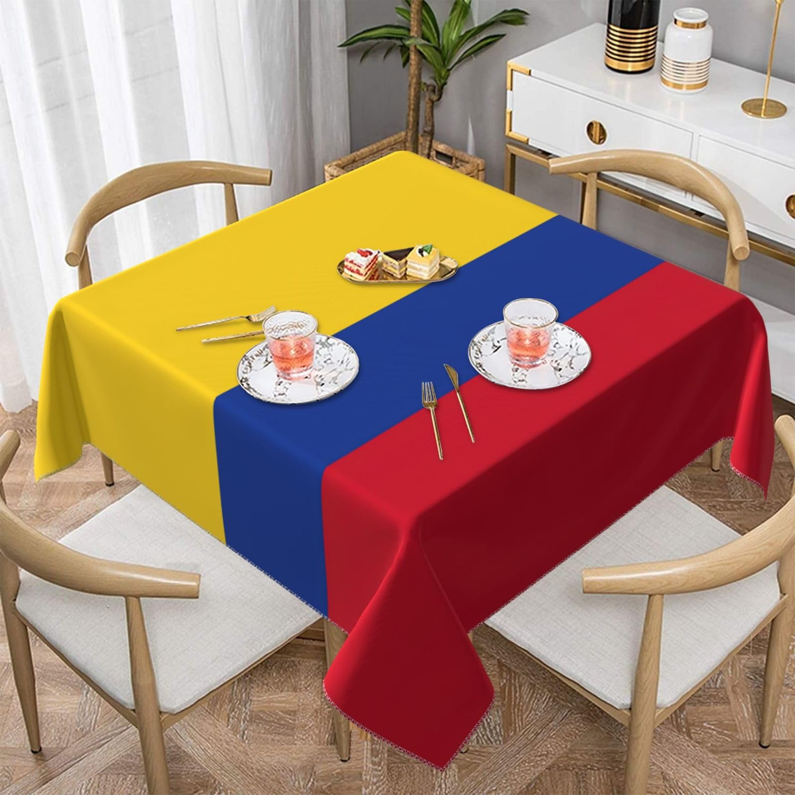 Nappe carrée Colombie anti-plis pour table sans repassage