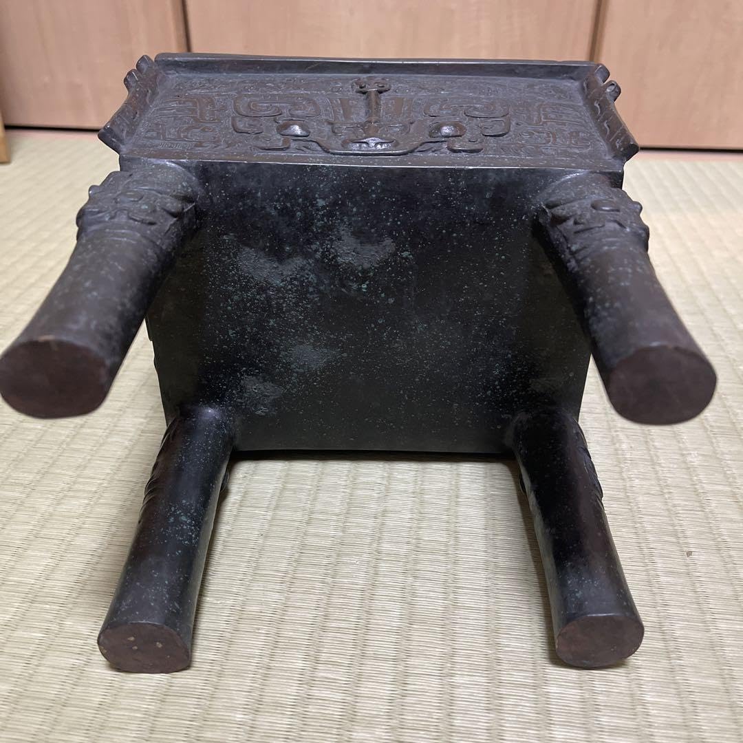 青銅製 鼎 商獣面紋 アンティーク 青銅製 鼎 商獣面紋 アンティーク 青銅製 鼎 商獣面紋 アンティーク
