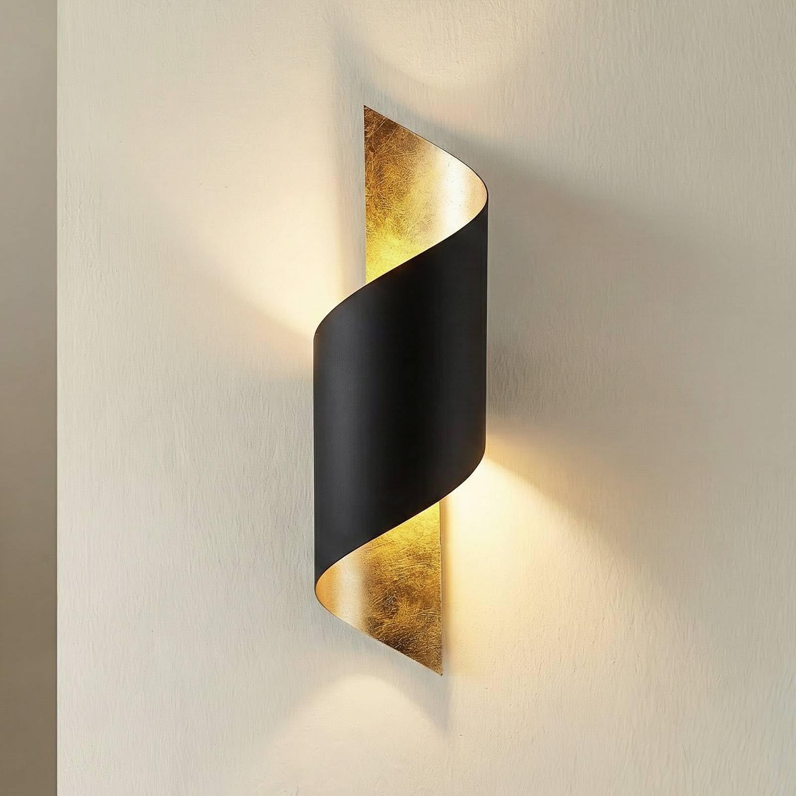 Lindby Wandlampe schwarz gold, Uplight und Downlight Effekt Wandleuchte innen IP20 Wandspot 1x E27 ohne Leuchtmittel Wandbeleuchtung Wohnzimmer Esszimmer