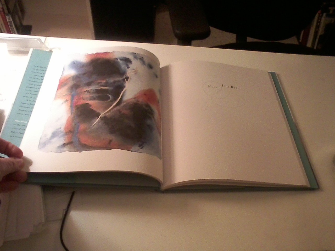 On the Blue Shore of Silence: Poemas frente al mar (Bilingual) - Image 4