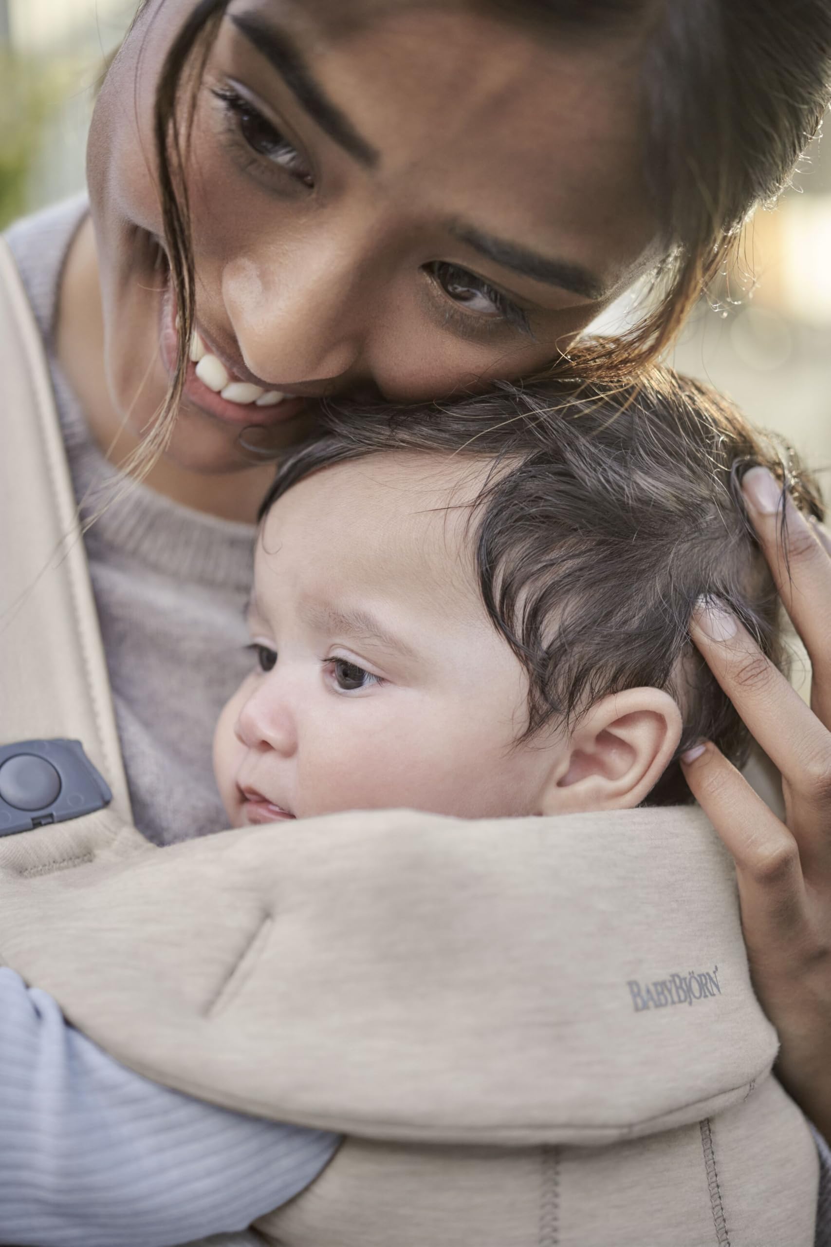 BabyBjörn ベビーキャリアmini 3Dジャージー ライトベージュ BabyBjorn ベビービョルン ベビーキャリア MINI 3D ジャージー