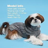 Vista 7 de KYEESE Suéteres para perros pequeños, cuello alto, suéter de punto trenzado para mascotas con hilo dorado para clima frío, gris, talla M